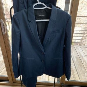 Banana Republic Women’s Business Suit Navy Blue